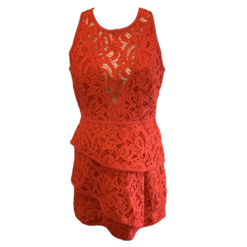 BCBG  Maxazria Hannah Red Lace Dress, Tiered front, zipper back, NWT *Size 8